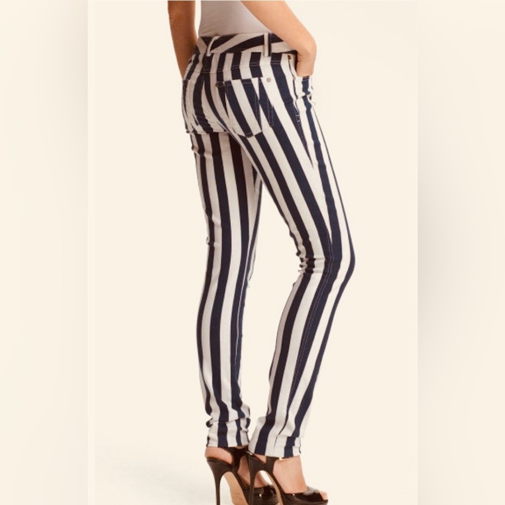 Alice and Olivia jeans